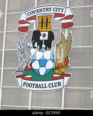 Vue générale du logo Coventry City sur le côté de la Ricoh Arena. Banque D'Images