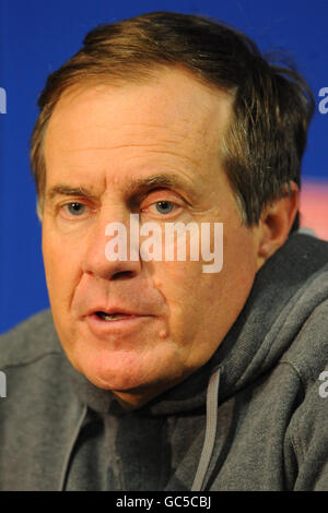 American football - NFL - New England Patriots / Tampa Bay Buccaneers - Wembley Stadium.Bill Belichick, entraîneur-chef des Patriots de la Nouvelle-Angleterre Banque D'Images