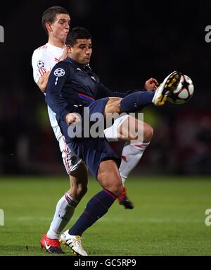 Football - Ligue des Champions - Groupe E - Olympique Lyonnais v Liverpool - Stade de Gerland Banque D'Images