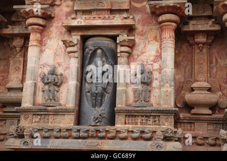 Sculptures de personnages de la mythologie hindoue à airavateeswara temple près de kumbakonam Banque D'Images