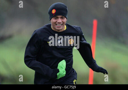 Football - UEFA Champions League - Groupe B - Manchester United v Besiktas - Manchester United Training session - Carrington.Wes Brown de Manchester United lors de la séance d'entraînement au terrain d'entraînement de Carrington, Manchester. Banque D'Images