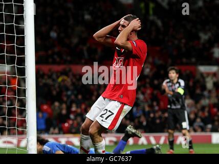 Federico Macheda de Manchester United réagit après avoir raté un tir objectif Banque D'Images