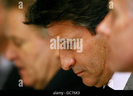 Sebastian COE, président du LOCOG, lors de la conférence de presse de la commission de coordination du CIO à Deloitte, Londres. Banque D'Images