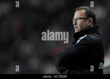 Football - Coca-Cola football League One - Milton Keynes dons / Carlisle United - Stadium:mk. Greg Abbott, directeur de Carlisle United Banque D'Images