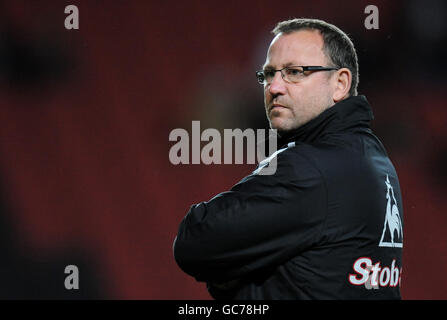 Football - Coca-Cola football League One - Milton Keynes dons / Carlisle United - Stadium:mk. Greg Abbott, directeur de Carlisle United Banque D'Images