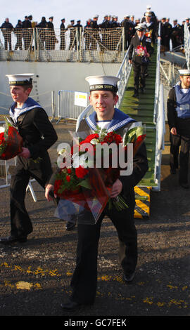 Le HMS Iron Duke retourne Banque D'Images