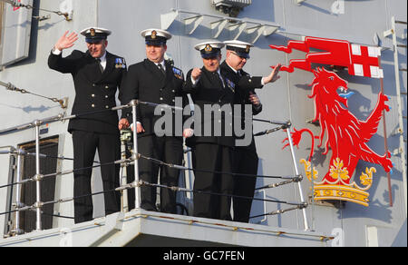 Le HMS Iron Duke retourne Banque D'Images