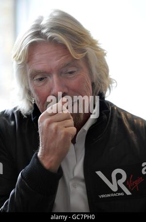 Sir Richard Branson au lancement de l'équipe Virgin Racing à Notting Hill, Londres Banque D'Images