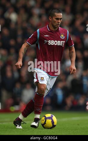 Football - Barclays Premier League - West Ham United v Portsmouth - Upton Park. Luis Jimenez, Ham Ouest Unis Banque D'Images