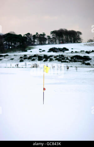 Un vert gelé sur un parcours de golf près de Sally Gap dans le Co.Wicklow aujourd'hui alors que les températures devaient chuter à moins cinq degrés en fin de semaine Banque D'Images