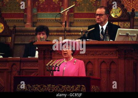 Image - La reine Elizabeth II visite d'Etat en Hongrie Banque D'Images