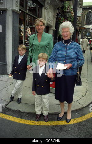 SERVICE COMMÉMORATIF JAMES HUNT Banque D'Images