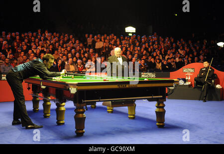 Snooker - The PokerStars.com Masters 2010 - Premier jour - Wembley Arena.Mark Selby en action pendant les Masters à Wembley Arena, Londres. Banque D'Images