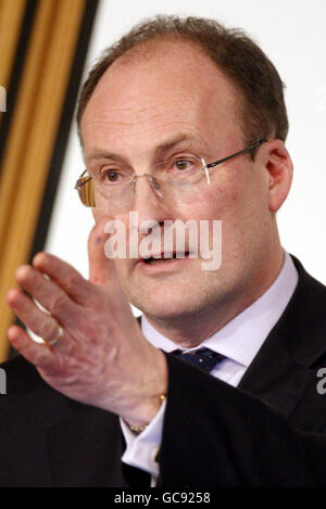 Directeur général de Scottish Rugby Gordon McKie lors de la réception parlementaire au Parlement écossais, à Édimbourg. Banque D'Images