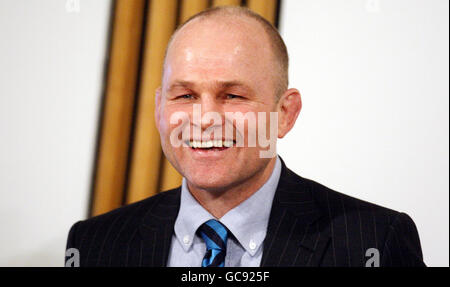 National entraîneur écossais Rugby Andy Robinson lors de la réception parlementaire au Parlement écossais, à Édimbourg. Banque D'Images