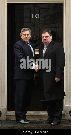 Le Taoiseach Brian Cowen Brown répond aux Banque D'Images