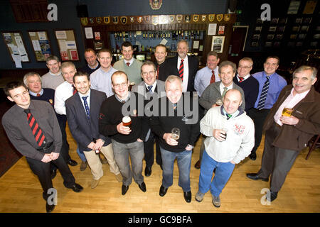 Sponsors du club photographiés aujourd'hui au North Berwick Clubhouse lors de la cérémonie du Scottish Rugby Union Club of the Month au North Berwick Rugby Club, North Berwick, Écosse. Banque D'Images