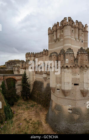 Château de style mauresque, dans la ville de Coca, province de Ségovie Castilla y Leon, Espagne Banque D'Images