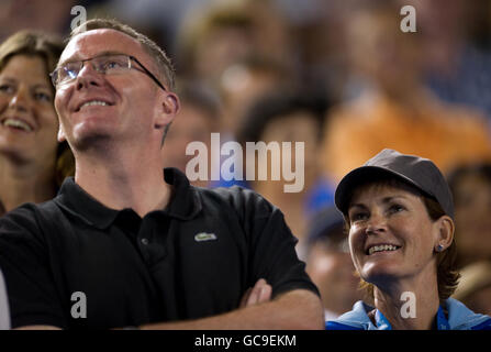 La mère d'Andy Murray en Grande-Bretagne, Judy Murray, le regarde en action Rafael Nadal en Espagne pendant l'Open d'Australie au Melbourne Park à Melbourne Park, Melbourne. Banque D'Images