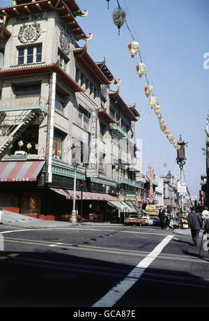 Géographie / Voyage, Etats-Unis, Californie, San Francisco, scènes de rue, scène de rue dans Chinatown, 1959, droits supplémentaires-Clearences-non disponible Banque D'Images