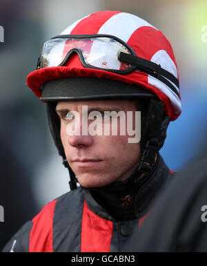 Courses hippiques - The Skybet Chase Meeting - Day One - Hippodrome de Doncaster. D Swift, Jockey Banque D'Images