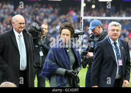 Rugby Union - RBS 6 Nations Championship 2010 - Ecosse / France - Murrayfield. HRH Princess Royal rencontre l'équipe écossaise Banque D'Images