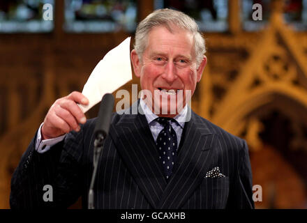 Le Prince de Galles prononce un discours lors d'une visite au St mellitus College de l'église St Paul, à Londres. Banque D'Images