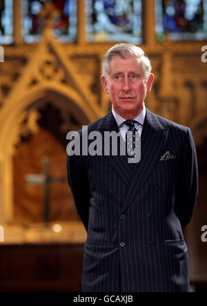 Le Prince de Galles lors d'une visite au St mellitus College, église St Paul, Londres. Banque D'Images