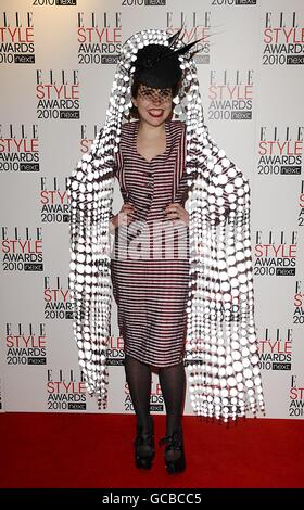 Prix elle style 2010 - Londres.Paloma Faith arrive pour les prix elle style au Grand Connaught Rooms, 61 Great Queen Street, Londres. Banque D'Images