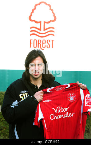 Soccer - Coca-Cola Championship - Nottingham Forest - George Boyd signature Banque D'Images