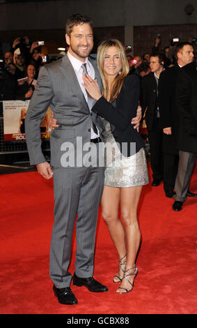 Jennifer Aniston et Gerard Butler à la première Gala de Bounty Hunter au cinéma vue à Leicester Square, Londres. Banque D'Images