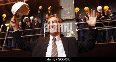 Jim Murphy visite le chantier naval Govan Banque D'Images