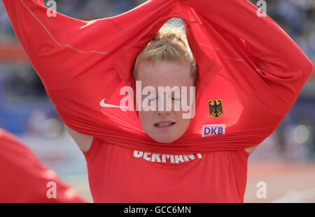 Amsterdam, Pays-Bas. 08 juillet, 2016. Donald Béchard Betty de l'Allemagne se prépare pour le lancer du marteau Femmes finale aux Championnats d'Europe d'athlétisme au Stade olympique à Amsterdam, Pays-Bas, 08 juillet 2016. Photo : Michael Kappeler/dpa/Alamy Live News Banque D'Images