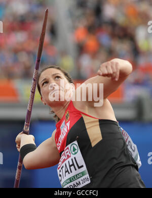 Amsterdam, Pays-Bas. 09 juillet 2016. L'Allemagne Linda Stahl participe à la finale du lancer du javelot à l'athlétisme au Stade Olympique d'Amsterdam, Pays-Bas, 09 juillet 2016. Photo : Michael Kappeler/dpa/Alamy Live News Banque D'Images