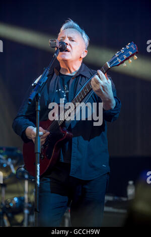 Manchester, UK. 09 juillet 2016. Gillian Gilbert, Tom Chapman, Stephen Morris, Bernard Sumner et Phil Cunningham de nouvelle commande effectuer au Bol Castlefield à Manchester 09/07/2016 Credit : Gary Mather/Alamy Live News Banque D'Images