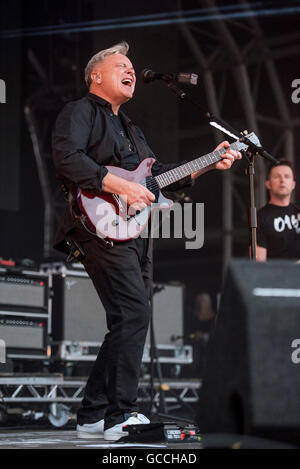 Manchester, UK. 09 juillet 2016. Gillian Gilbert, Tom Chapman, Stephen Morris, Bernard Sumner et Phil Cunningham de nouvelle commande effectuer au Bol Castlefield à Manchester 09/07/2016 Credit : Gary Mather/Alamy Live News Banque D'Images