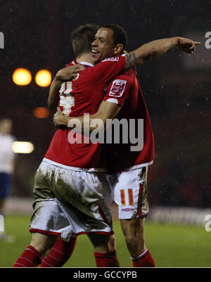 Football - Championnat de la ligue de football Coca-Cola - Nottingham Forest v Crystal Palace - City Ground.Nathan Tyson, de Nottingham Forest, célèbre ses scores lors du match de championnat Coca-Cola au terrain de la ville de Nottingham. Banque D'Images