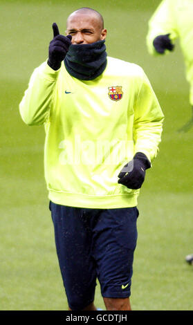 Football - UEFA Champions League - quart de finale - première étape - Arsenal / Barcelone - Barcelone Training and Press Conference - ....Thierry Henry de Barcelone pendant la session d'entraînement au stade Emirates, Londres. Banque D'Images