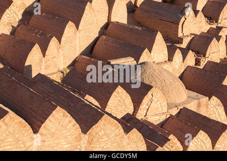 Monument historique tombeaux à Khiva, Ouzbékistan. Banque D'Images