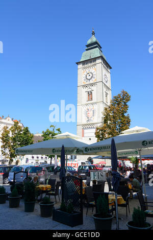 Hauptplatz Enns (place principale), Stadtturm (beffroi) Autriche Oberösterreich, Autriche Banque D'Images