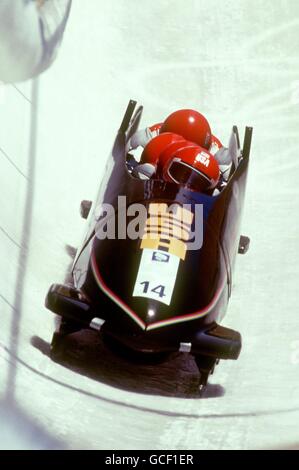 JEUX OLYMPIQUES D'HIVER LILLEHAMMER 94. 4 HOMME BOB SLED, USA 2 CONDUIT PAR BRIAN SHIMER Banque D'Images