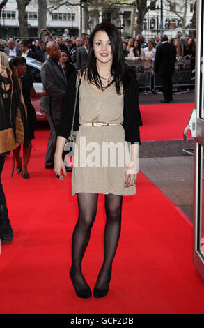 Kathryn Prescott arrive pour la première mondiale du Heavy, à l'Odeon West End de Leicester Square, Londres. Banque D'Images