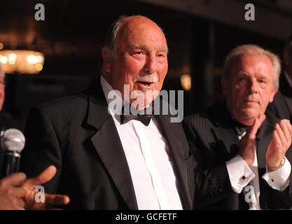 Soccer - PFA Player of the Year Awards 2010 - Grosvenor House Hotel.Jimmy Greaves fait un discours au PFA Player of the Year Awards 2010 au Grosvenor House Hotel, Londres. Banque D'Images