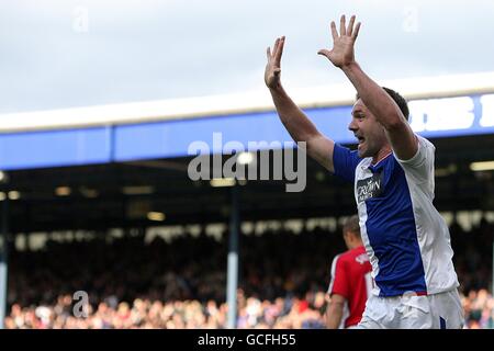 David Dunn de Blackburn Rovers célèbre son premier but de côté Banque D'Images