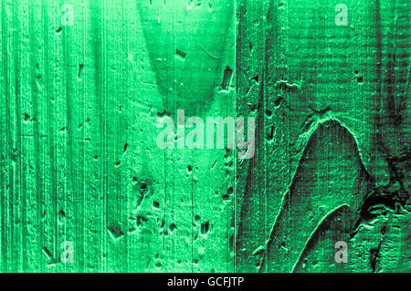 Grain rugueux principalement en bois gris vert menthe couleurs verdâtre gros plan lumière dure Banque D'Images