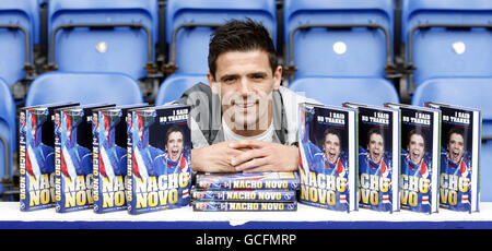 Nacho Novo des Rangers lance son livre « I Said No Thanks » au stade Ibrox de Glasgow. Banque D'Images