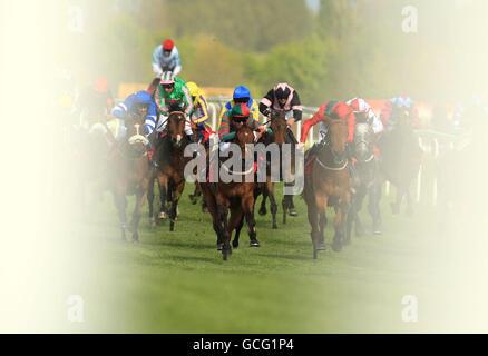 Les courses de chevaux - Comté de Blind Society Centenaire Raceday - Newbury Banque D'Images