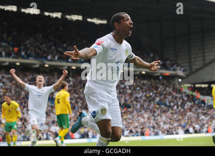 Football - Coca-Cola football League One - Leeds United / Bristol Rovers - Elland Road.Jermaine Beckford, de Leeds United, célèbre son deuxième but lors du match de la Coca Cola League One à Elland Road, Leeds. Banque D'Images