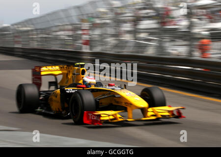 Course automobile Formula One - Grand Prix de Monaco - essais et qualifications - circuit de Monaco. Vitaly Petrov (RUS), Renault. Banque D'Images
