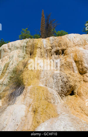 La région Toscane, en Italie. Près de Bagni San Filippo vous pouvez trouver cette merveilleuse beauté naturelle fabriqué à partir de calcaire termal Banque D'Images